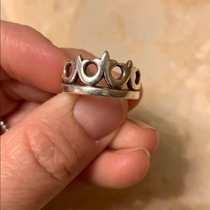 James Avery crown ring size 8